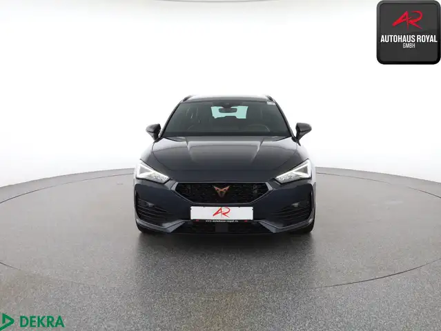 Cupra Leon view 8