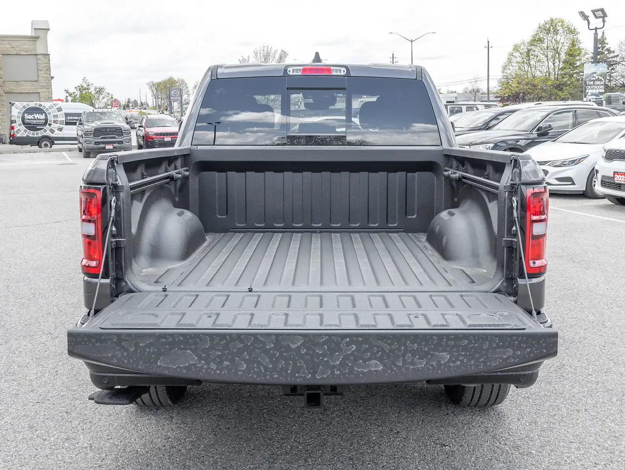RAM 1500 снимка RAM 1500