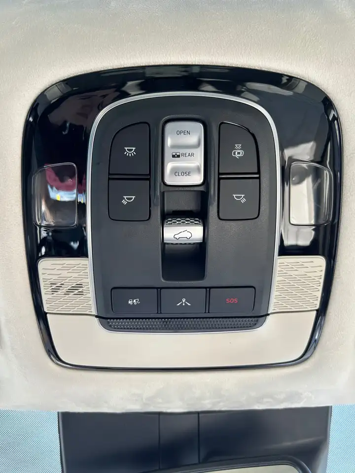 Hyundai PALISADE photo Hyundai PALISADE