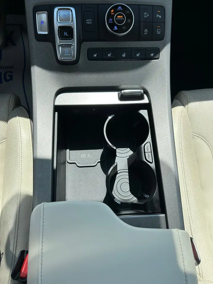 Hyundai PALISADE photo Hyundai PALISADE