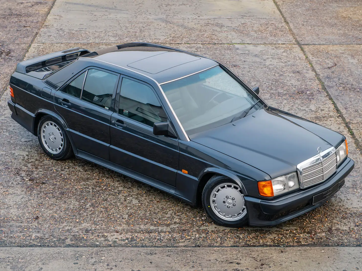 Mercedes-Benz 190 190 E 2.5-16 Schwarz - 1