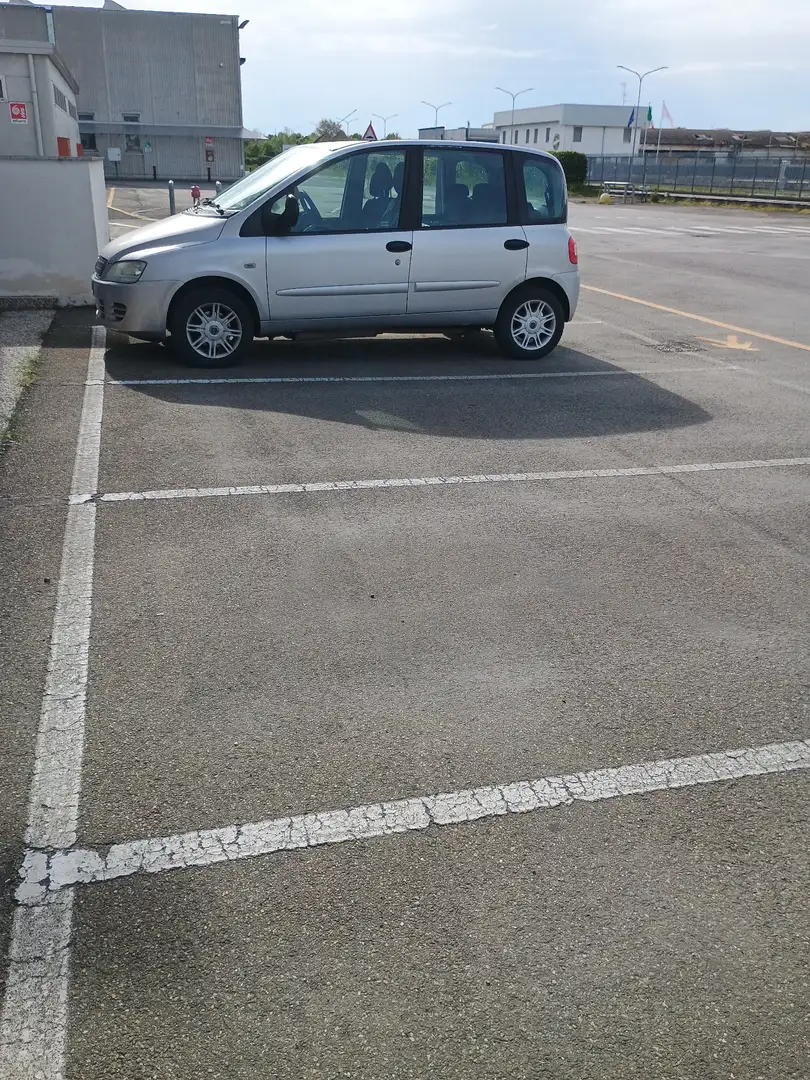 Fiat Multipla 1.6 16v ELX bipower - 1