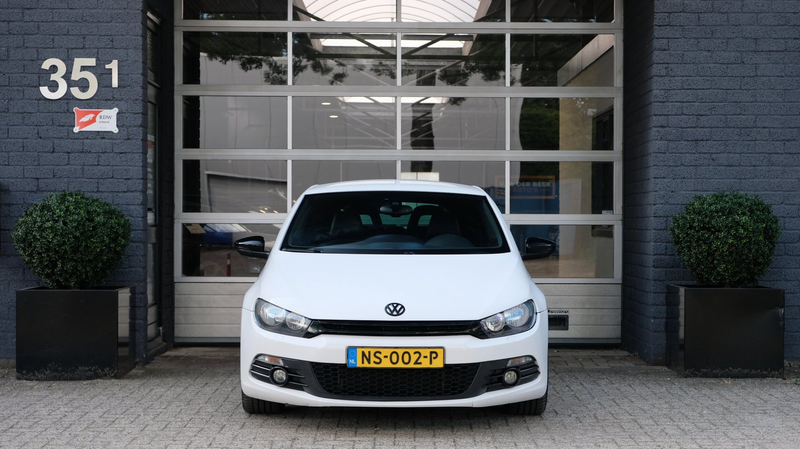 Volkswagen Scirocco 2.0 TSI Highline 211PK DSG CARPLAY — photo 2