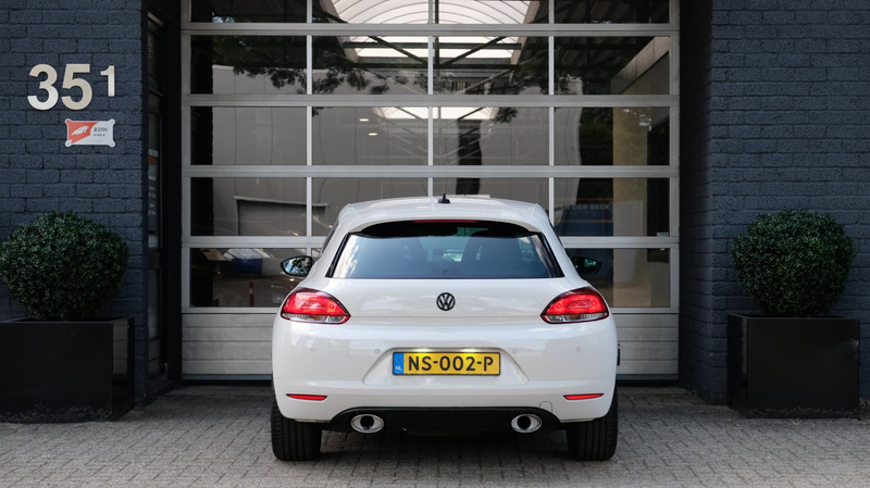 Volkswagen Scirocco 2.0 TSI Highline 211PK DSG CARPLAY — photo 4