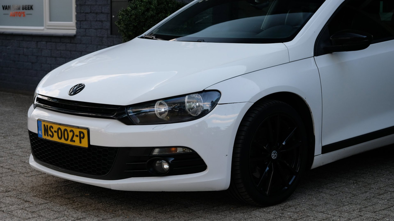 Volkswagen Scirocco 2.0 TSI Highline 211PK DSG CARPLAY — photo 19