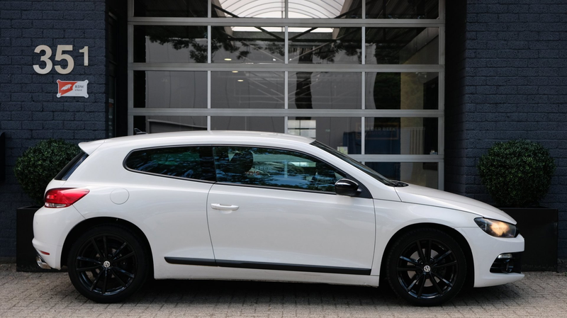 Volkswagen Scirocco 2.0 TSI Highline 211PK DSG CARPLAY — photo 5
