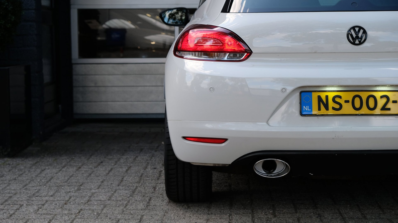 Volkswagen Scirocco 2.0 TSI Highline 211PK DSG CARPLAY — photo 17