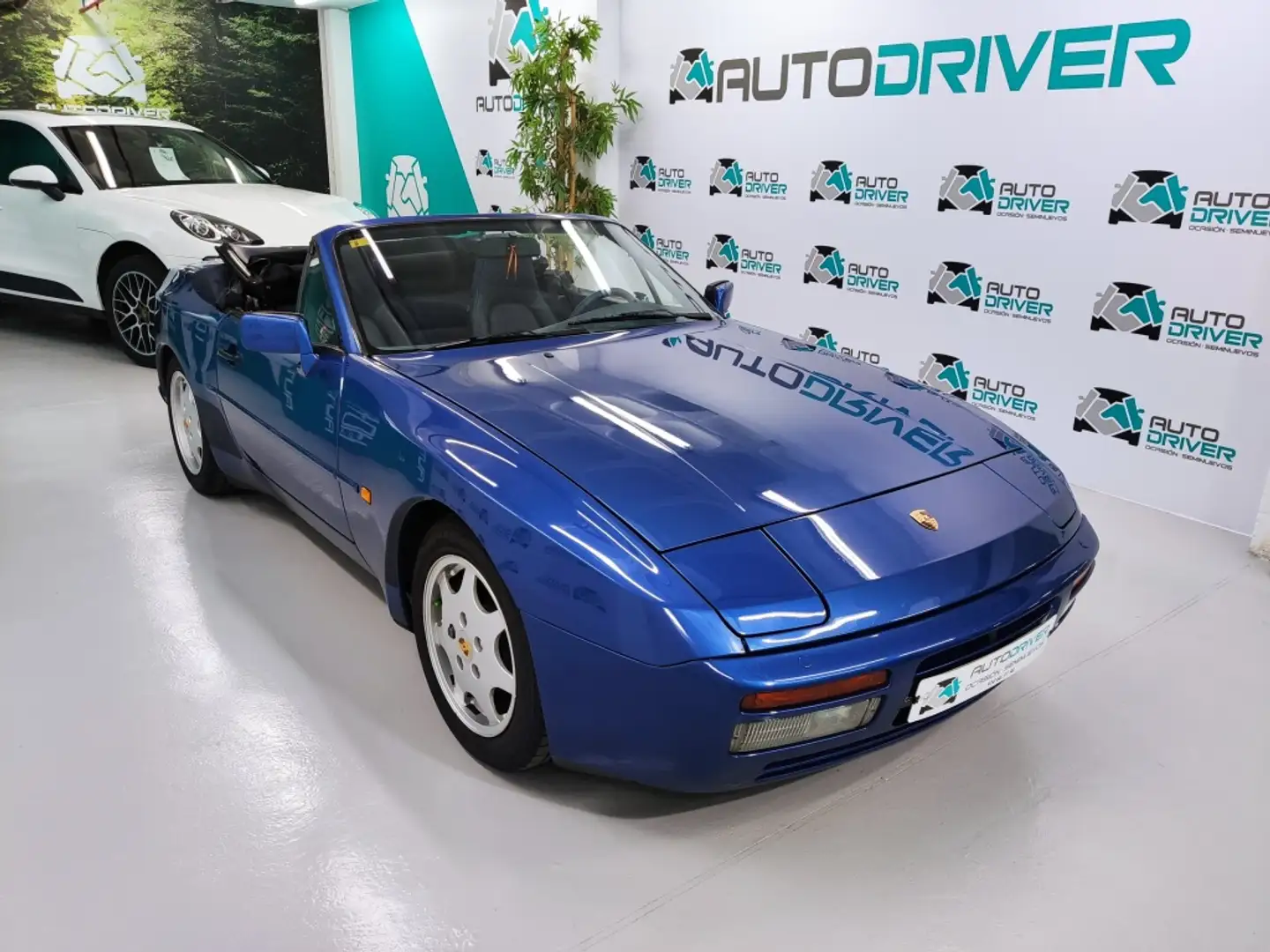Porsche 944 S2 Cabrio Azul - 1