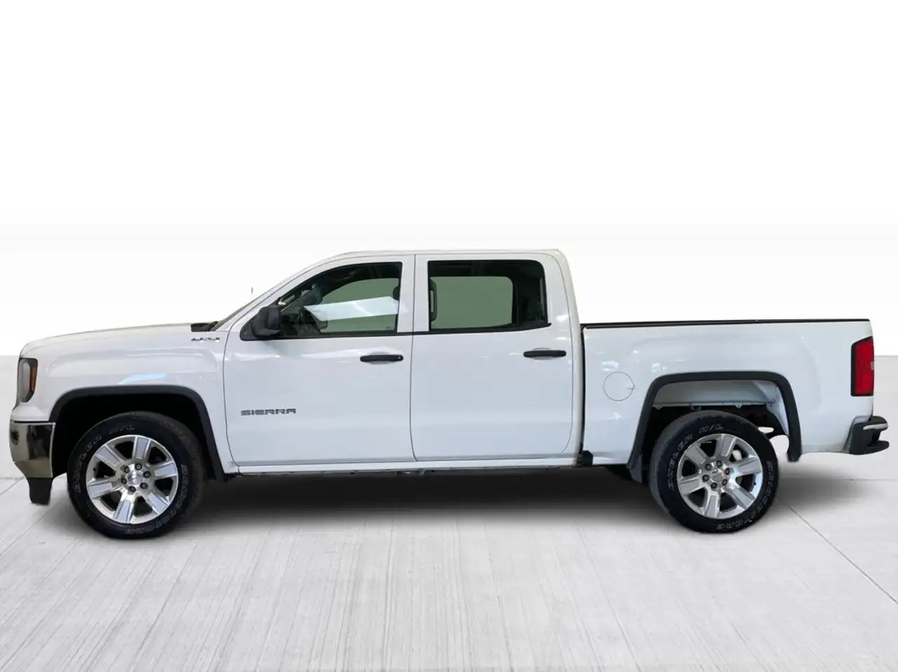 GMC Sierra 1500 снимка GMC Sierra 1500