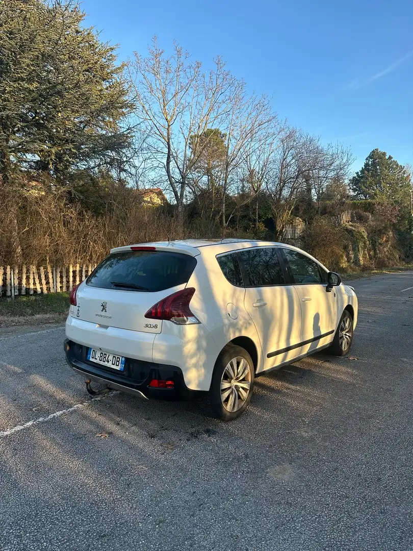 Peugeot 3008 1.6 HDi 115ch FAP BVM6 Crossway Blanc - 2