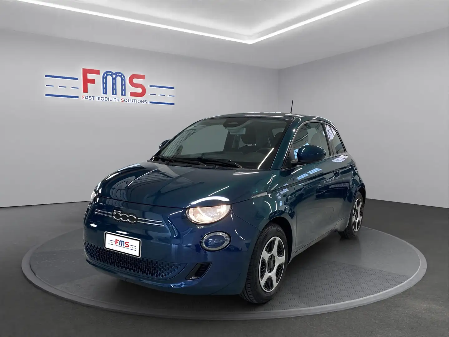 Fiat 500e 500e 42 kWh Passion Grau - 1