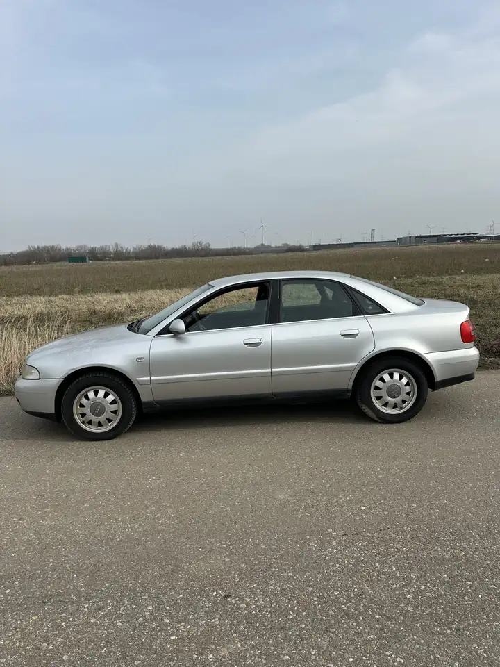 Audi A4 quattro 2,8 Aut., foto 8