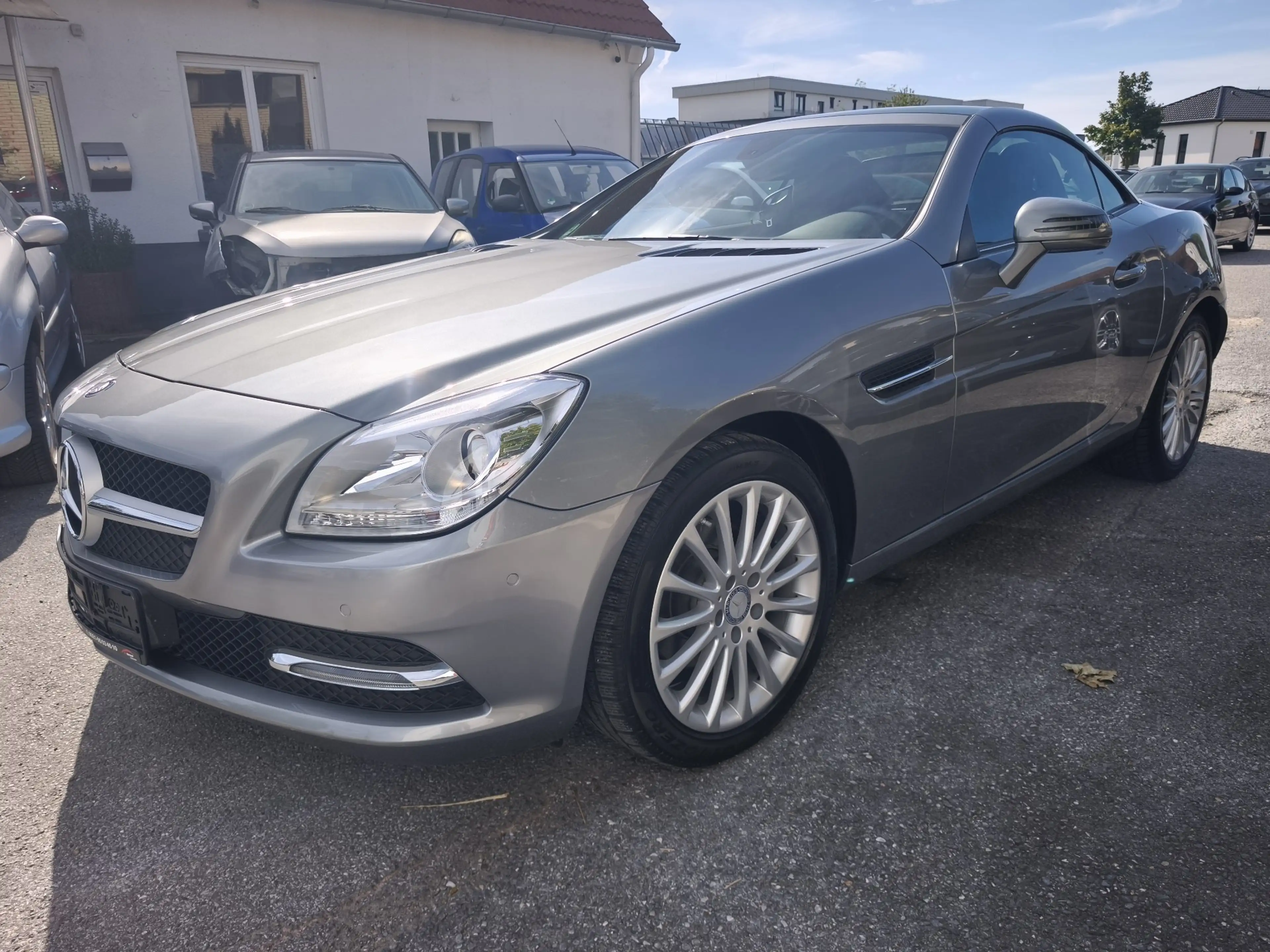 Mercedes-Benz SLK 200 SLK 200 BlueEfficiency  Leder Navi LED Carplay — photo 2