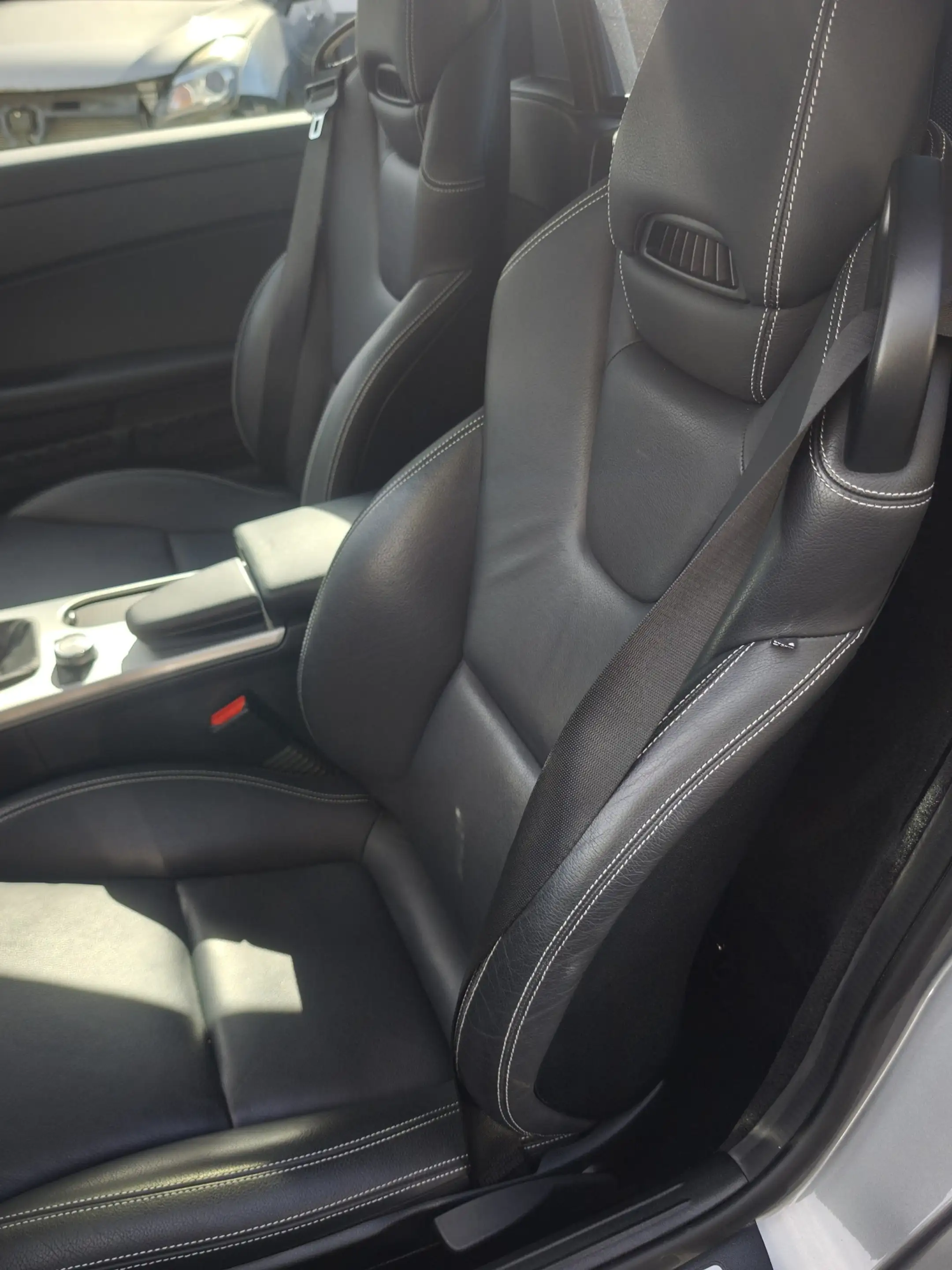 Mercedes-Benz SLK 200 SLK 200 BlueEfficiency  Leder Navi LED Carplay — photo 7