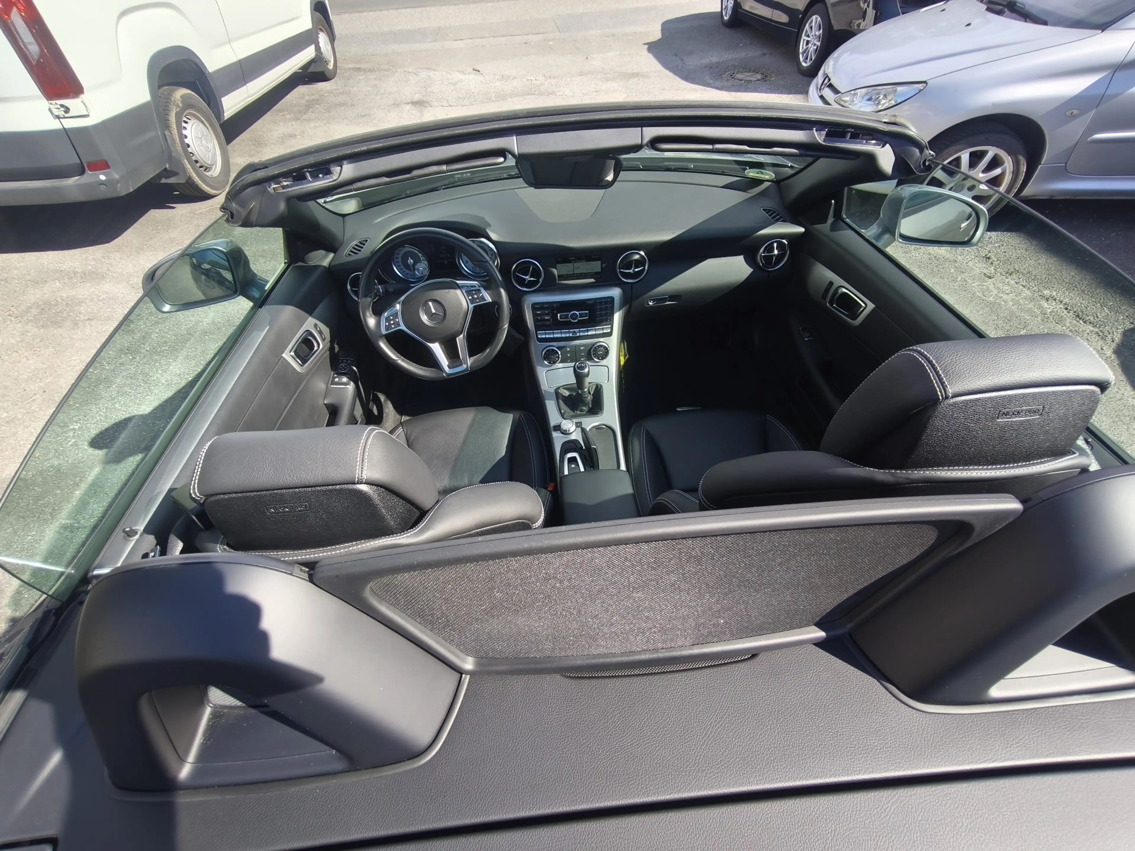Mercedes-Benz SLK 200 SLK 200 BlueEfficiency  Leder Navi LED Carplay — photo 14