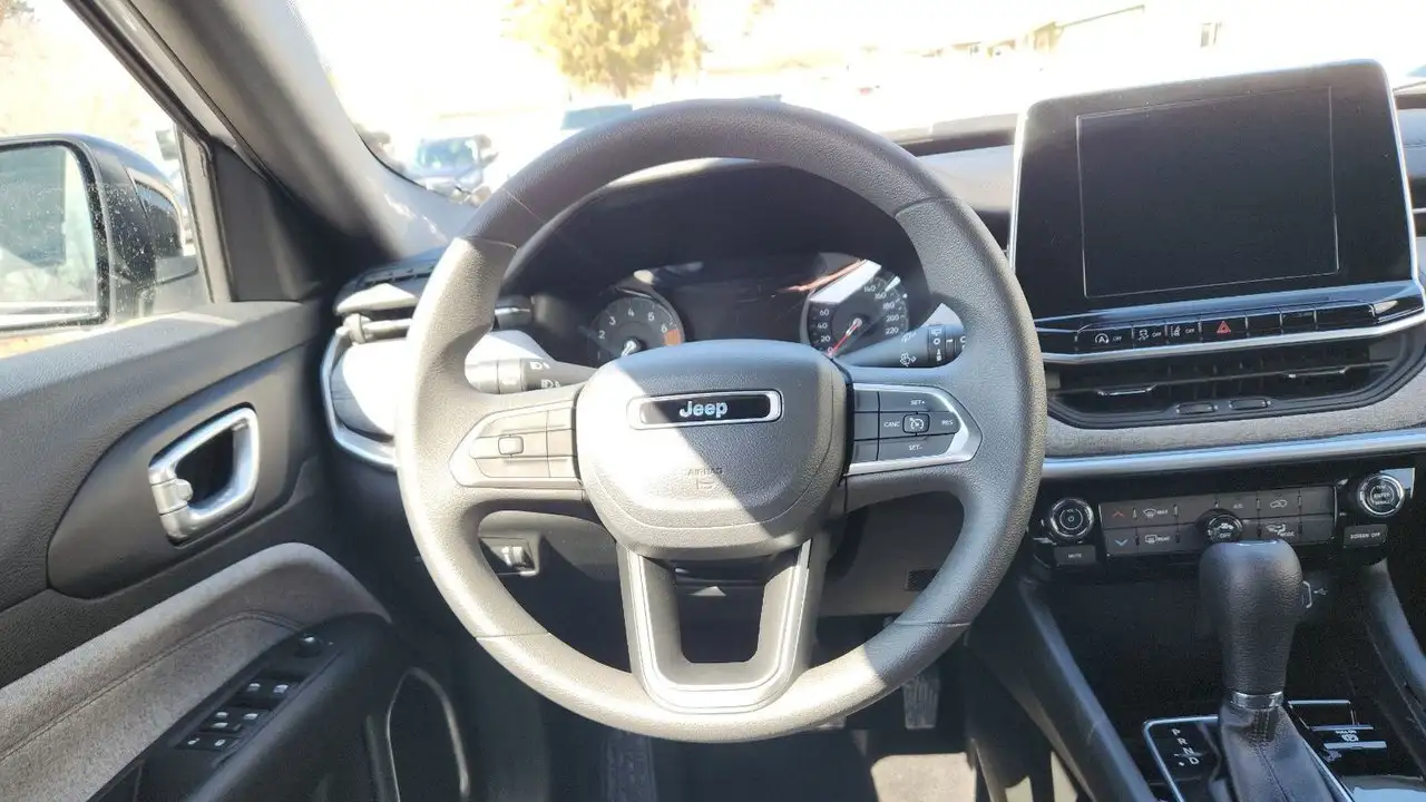 Jeep Compass снимка Jeep Compass