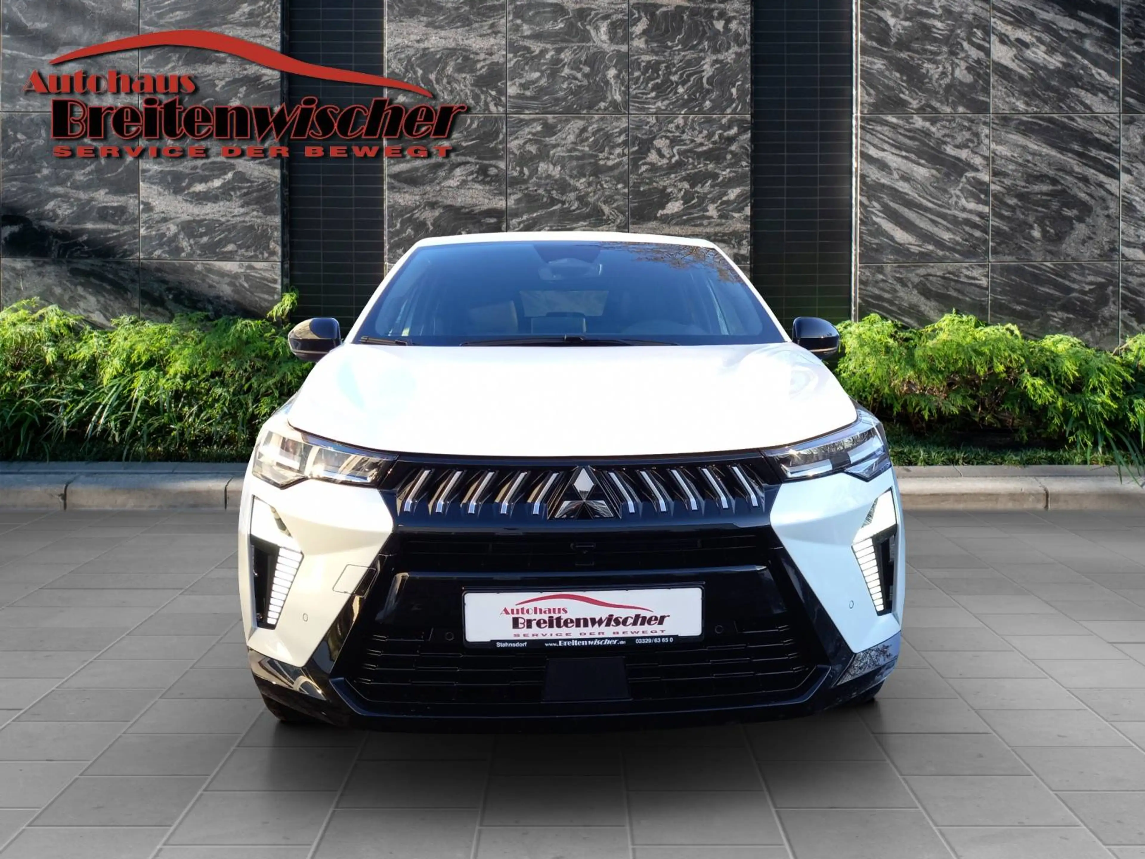 Mitsubishi Grandis Intro Edition 1.8 Hybrid — photo 2