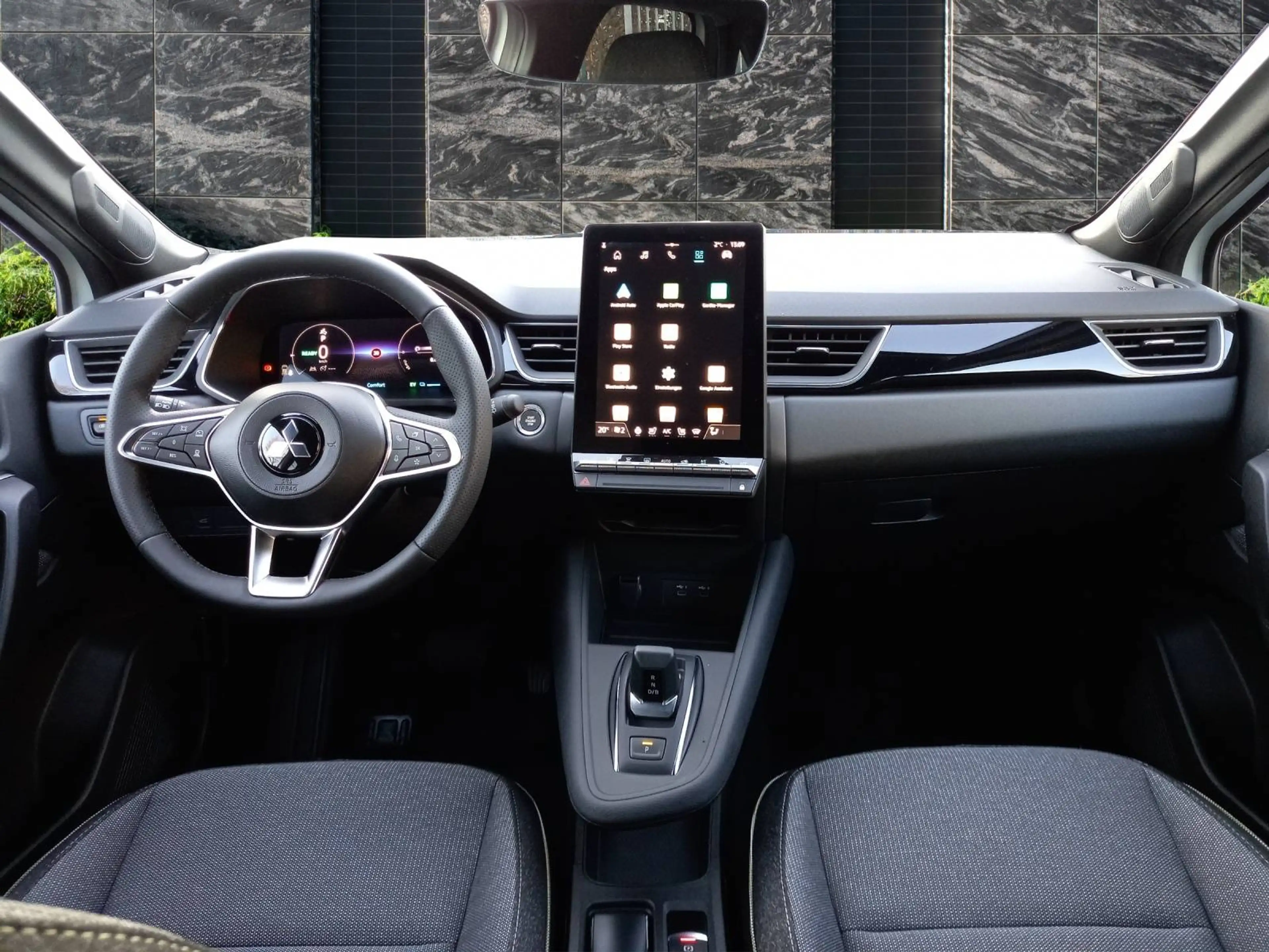 Mitsubishi Grandis Intro Edition 1.8 Hybrid — photo 14