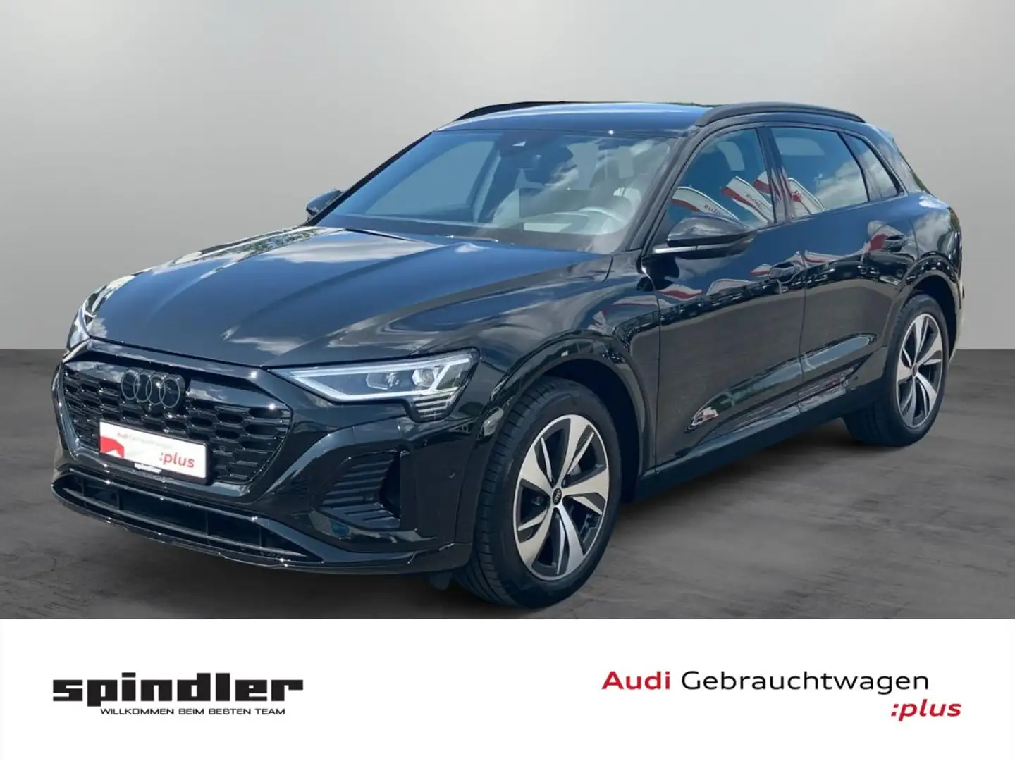 Audi Q8 e-tron S-Line 50 quattro / Matrix, Air, 360° Schwarz - 1