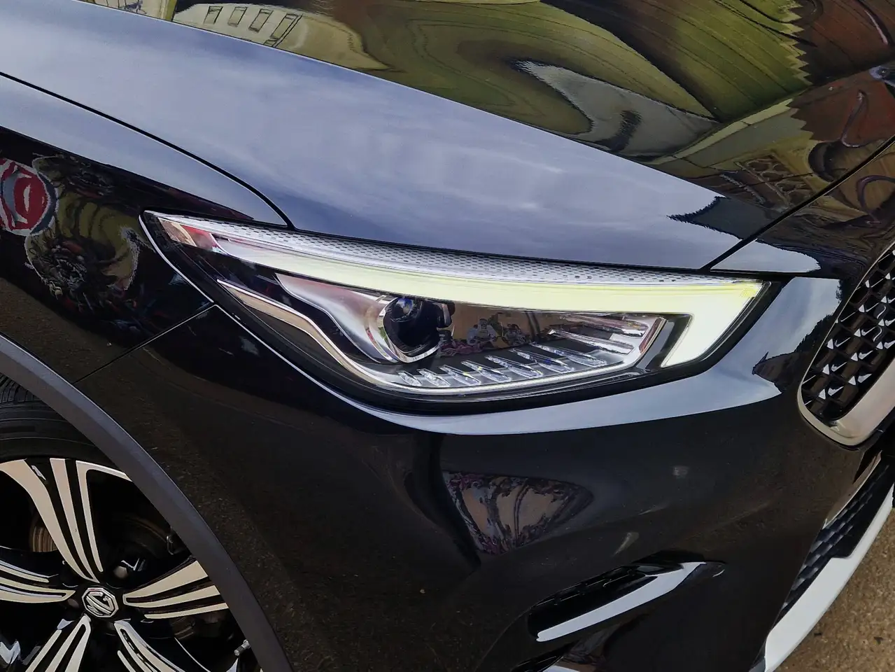 MG ZS 1.5 VTi BTW aftrekbaar, миниатюра 4
