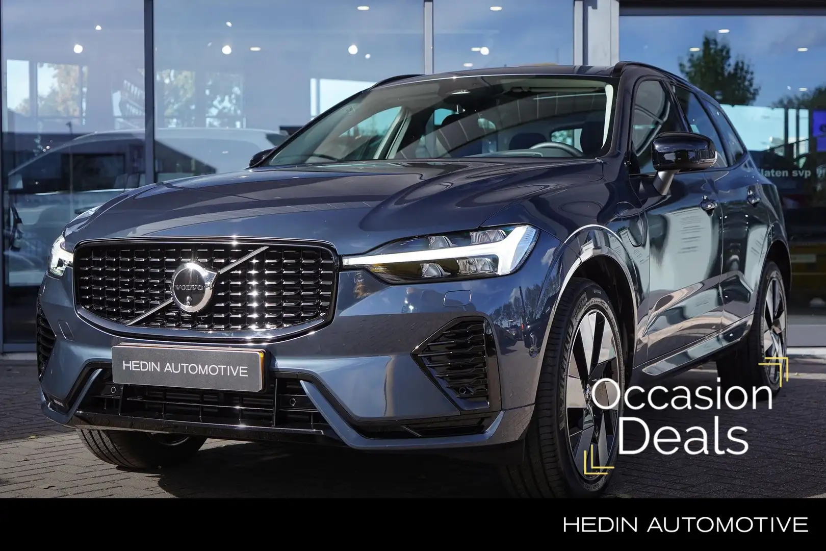 Volvo XC60 2.0 T6 Plug-in hybrid AWD Ultra Dark | 2250 kg Tre Blau - 1