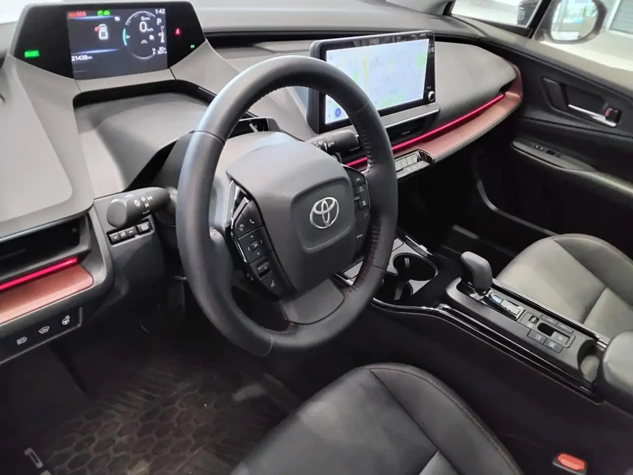 Toyota Prius Prime fotografie Toyota Prius Prime