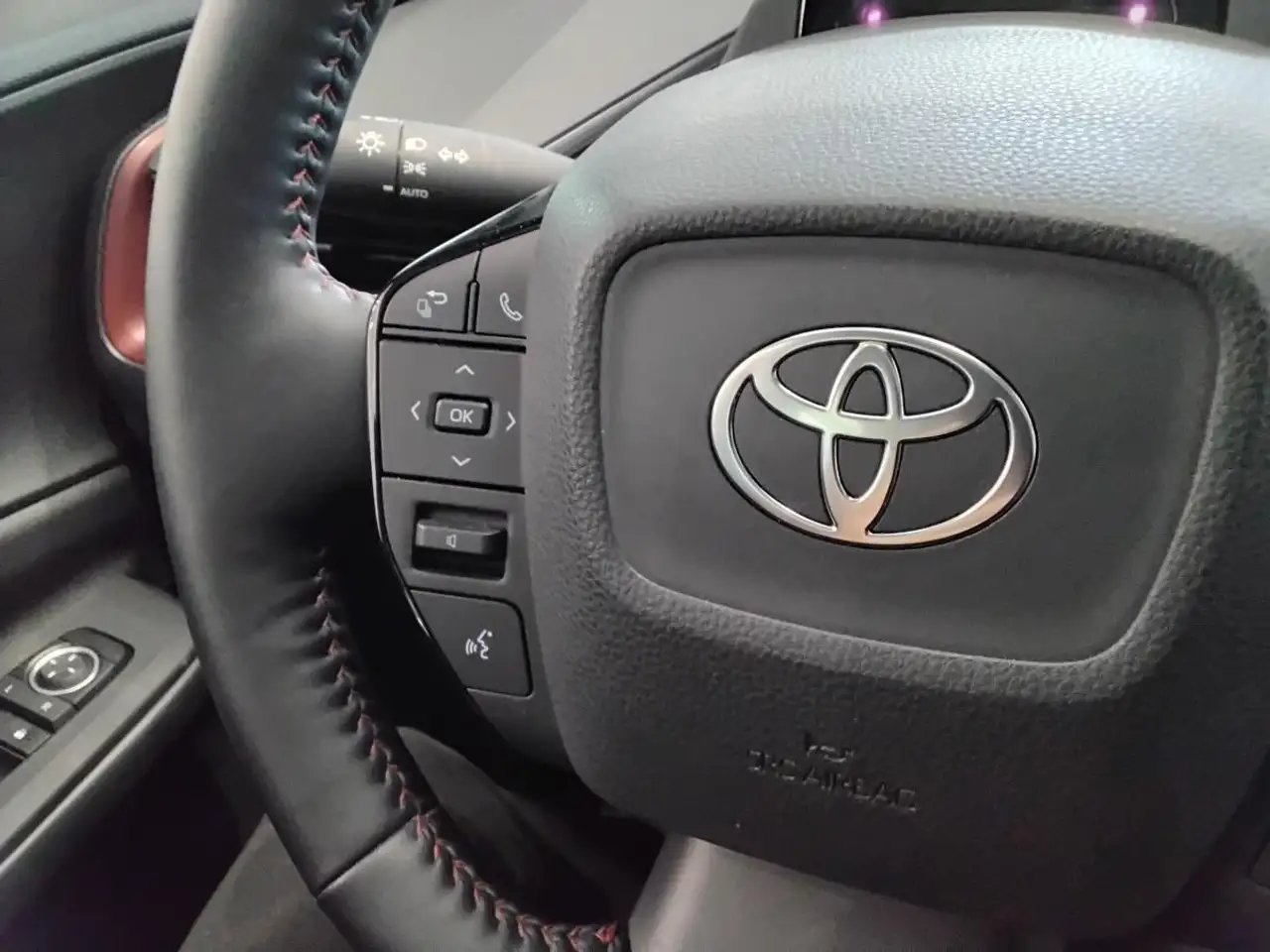 Toyota Prius Prime fotografie Toyota Prius Prime