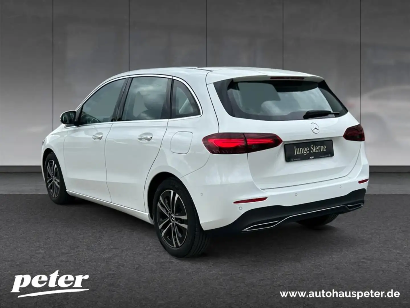 Mercedes-Benz B 180 d Progressive/Multibeam/Panorama-SD/360°K/ Biały - 2