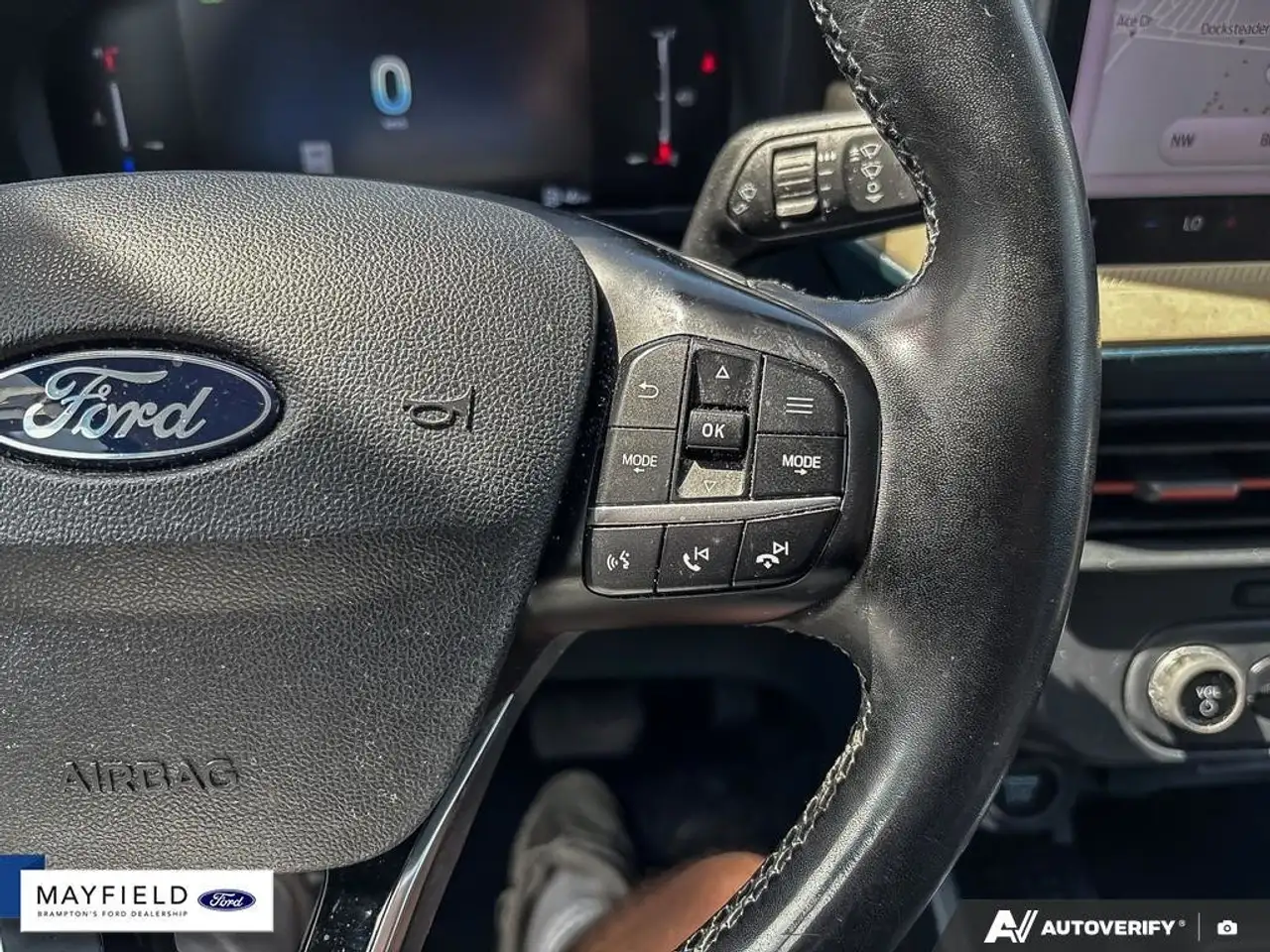 Ford Maverick снимка Ford Maverick