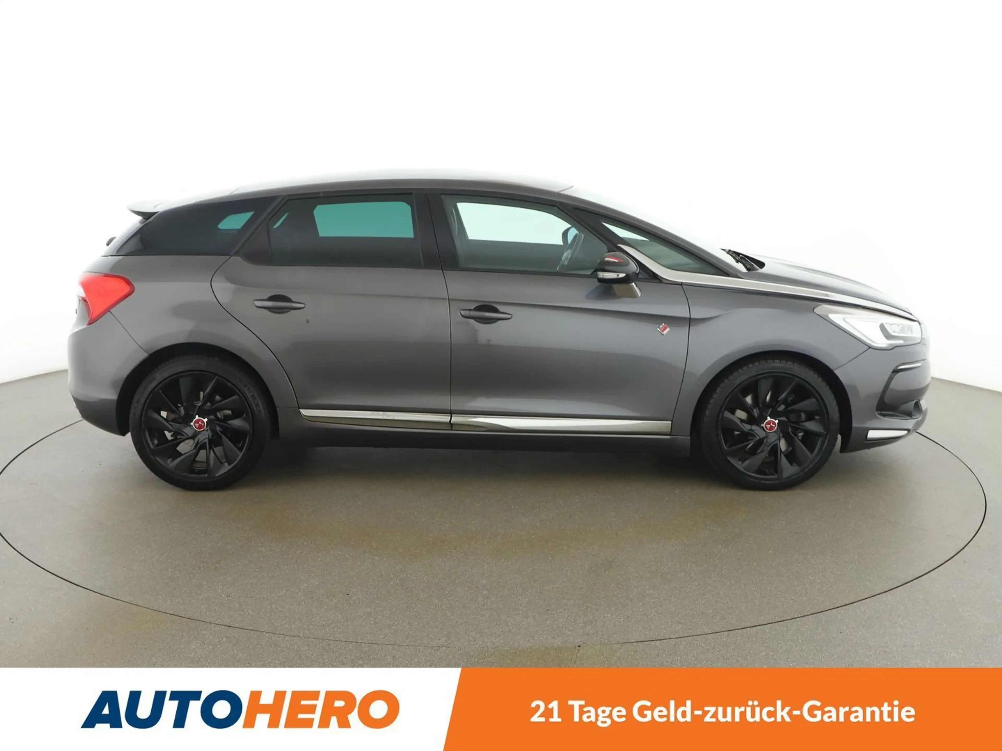 DS Automobiles DS 5 2.0 Blue-HDi Performance Line Aut. *XENON*CAM*PANO — photo 7