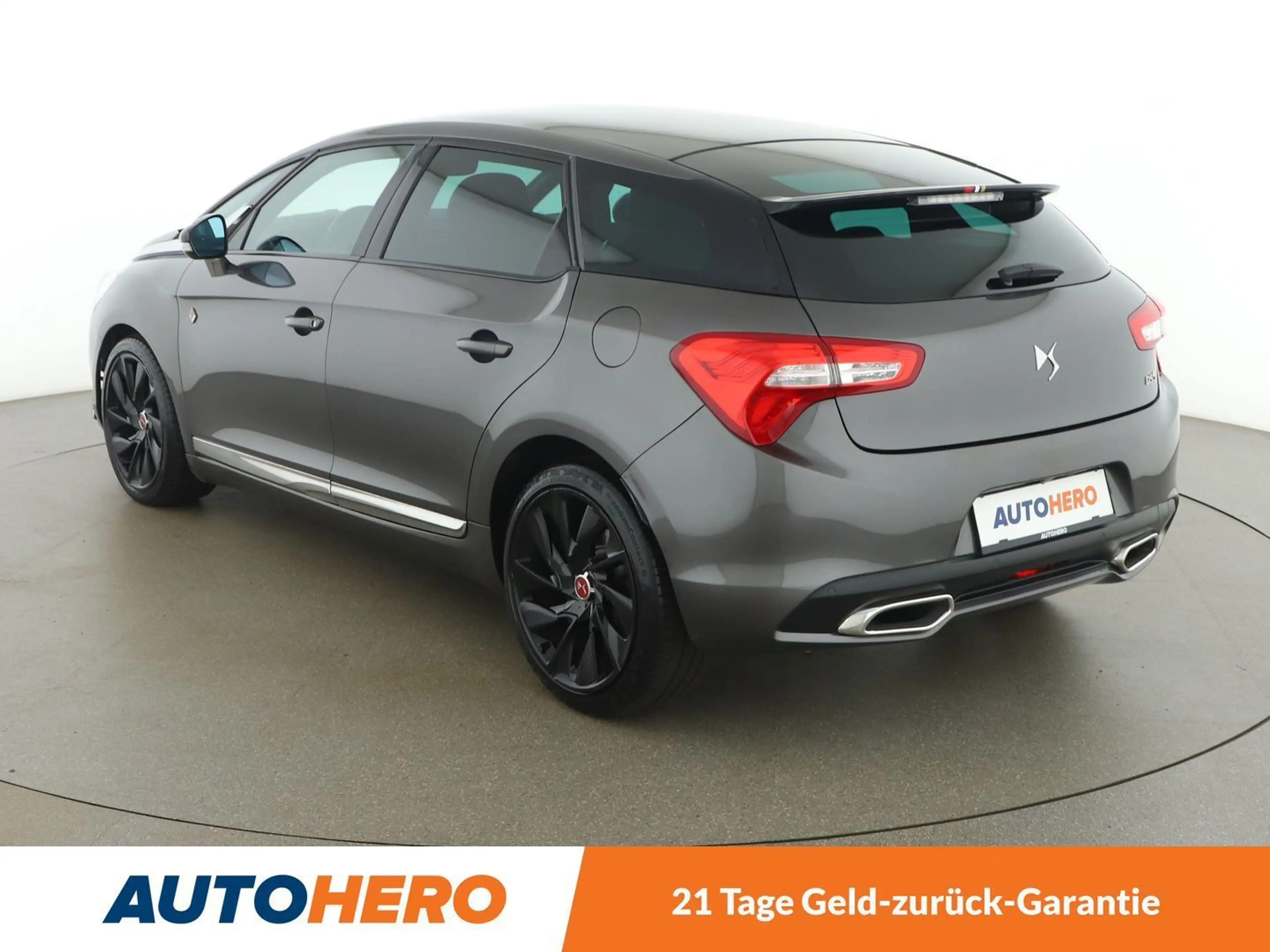 DS Automobiles DS 5 2.0 Blue-HDi Performance Line Aut. *XENON*CAM*PANO — photo 4