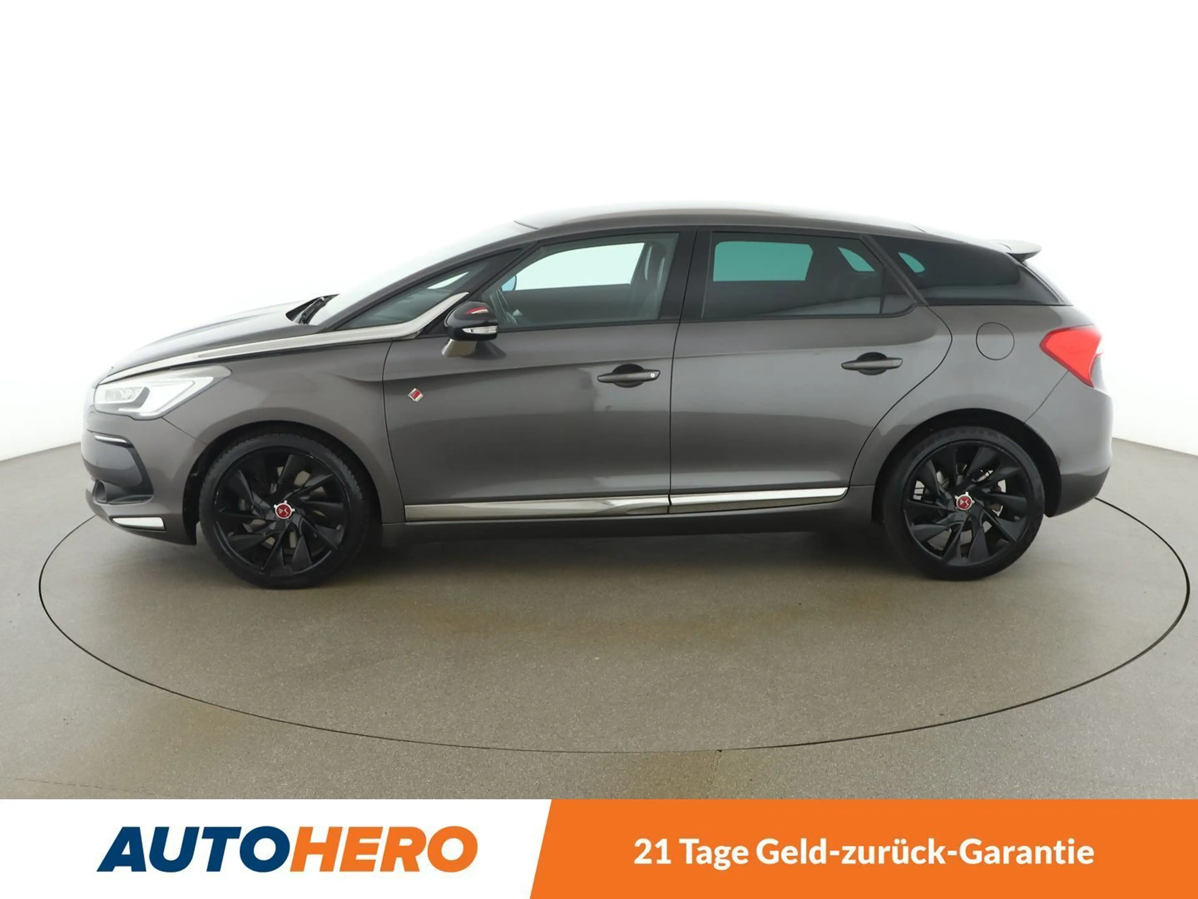 DS Automobiles DS 5 2.0 Blue-HDi Performance Line Aut. *XENON*CAM*PANO — photo 3