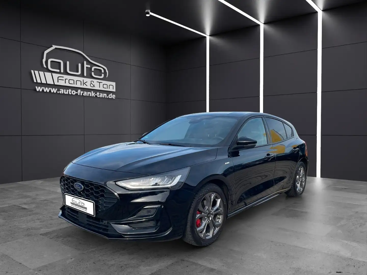 Ford Focus Lim. ST-Line *Acc*Navi*Apple Schwarz - 1