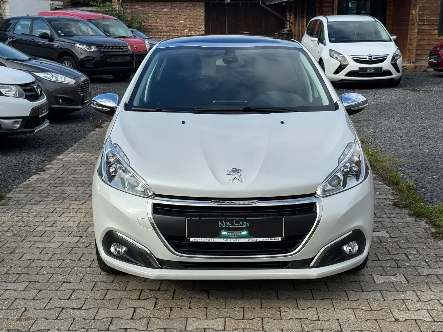 Peugeot 208 Style Navigation, Panorama-Dach Grau - 1
