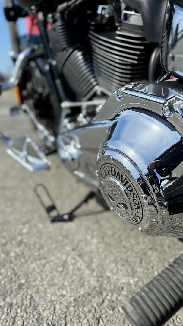 Harley-Davidson Breakout Breakout 117 – Stage 1 Custom Noir - 2
