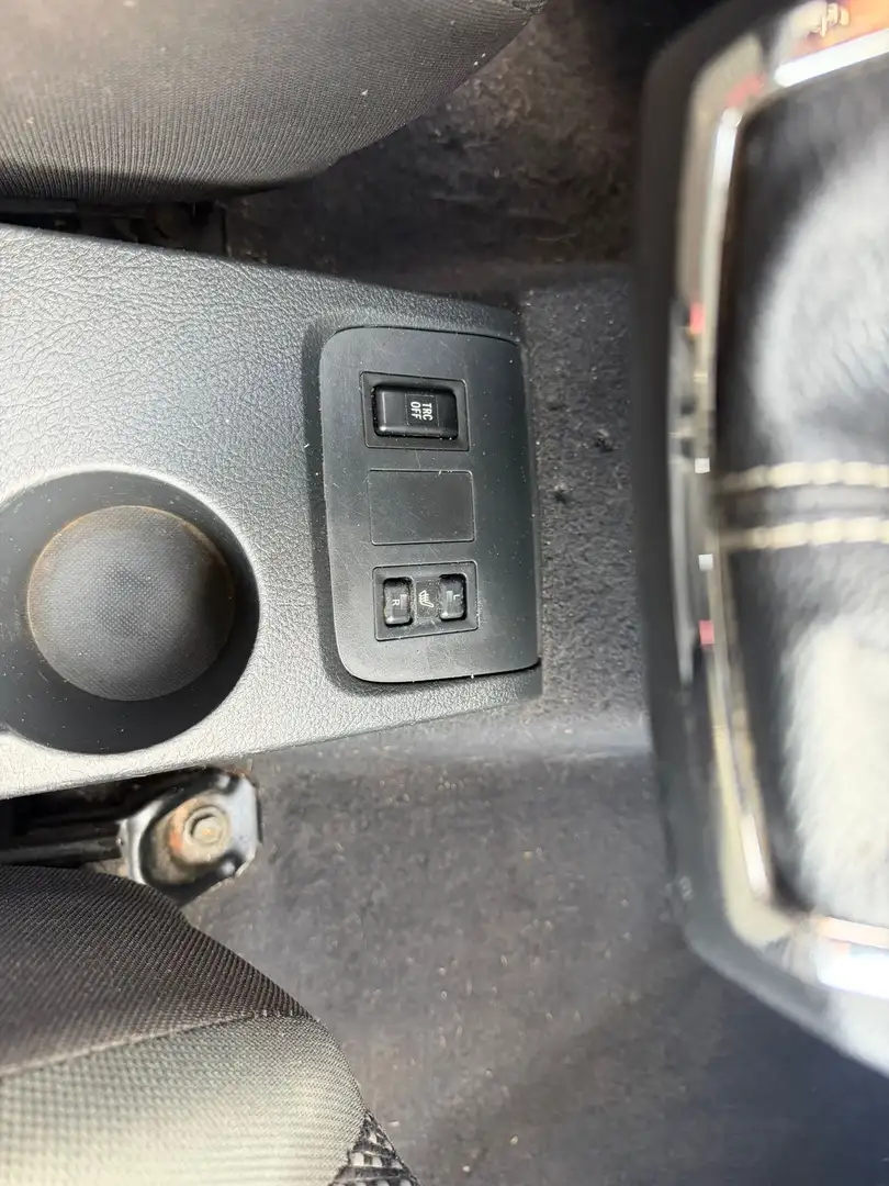 Toyota Corolla Verso 2.2 D-4D Luna POUR EXPORT - 2