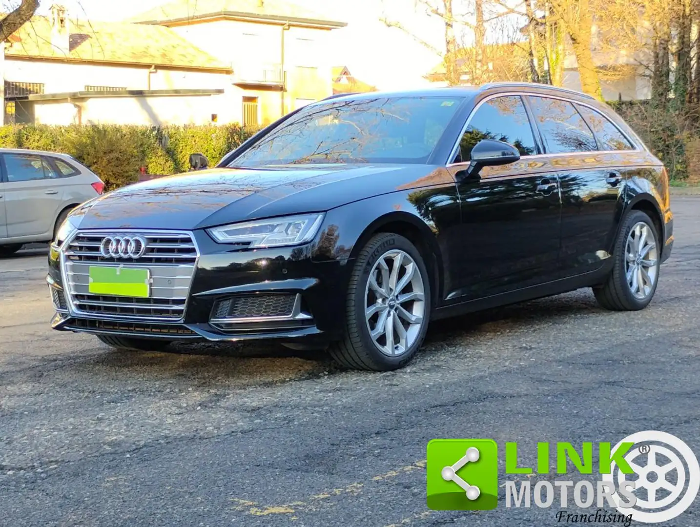 Audi A4 2.0 TDI 122 CV S tronic S line edition Noir - 2