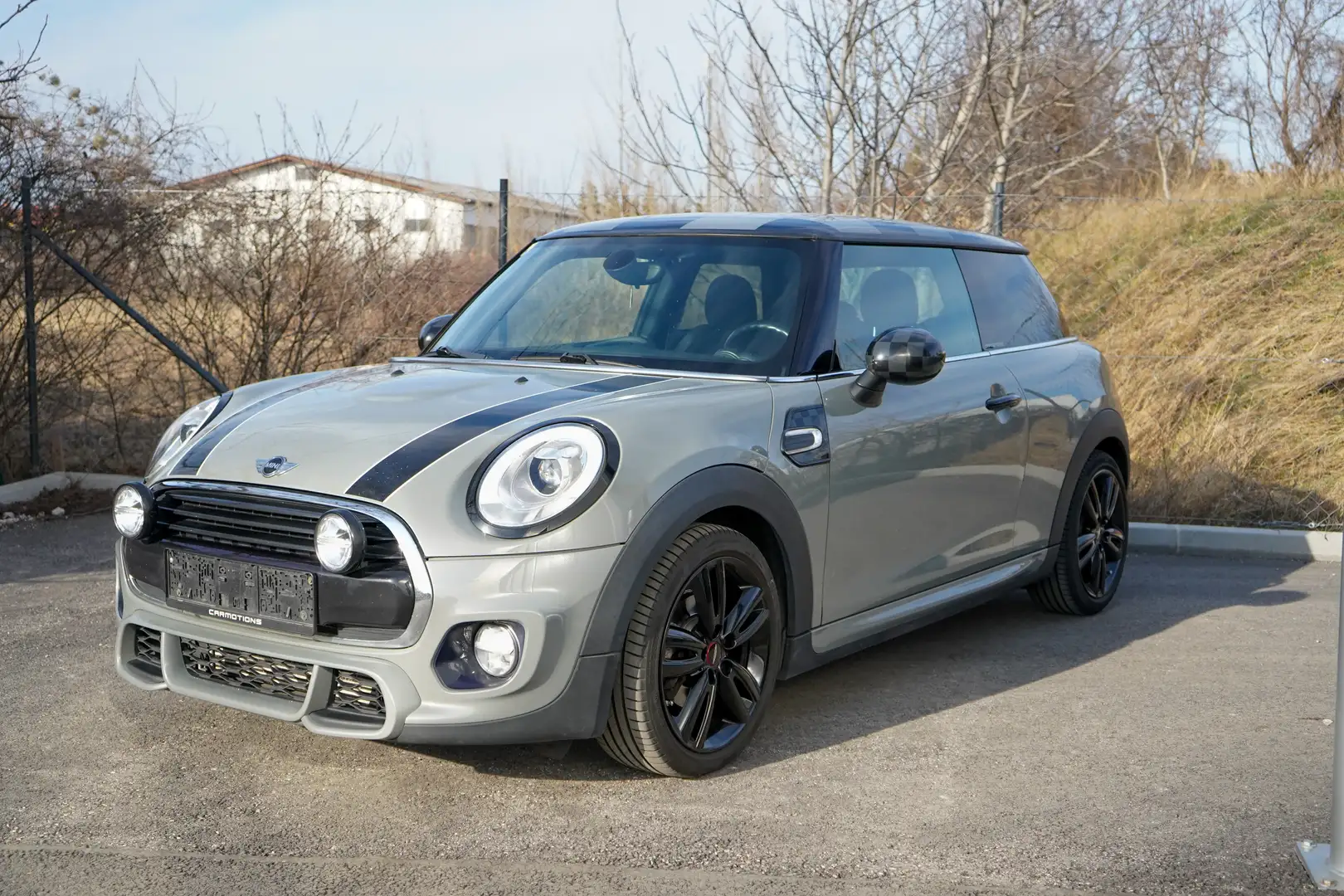 MINI Cooper Hatch COOPER JCW Paket Grau - 2