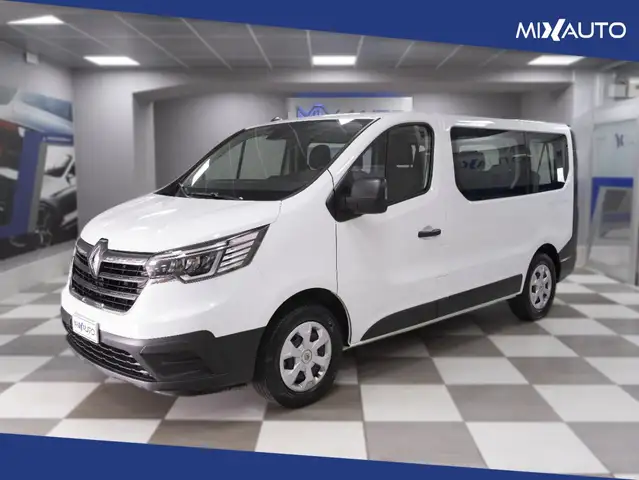 2024 Renault Trafic in White for sale