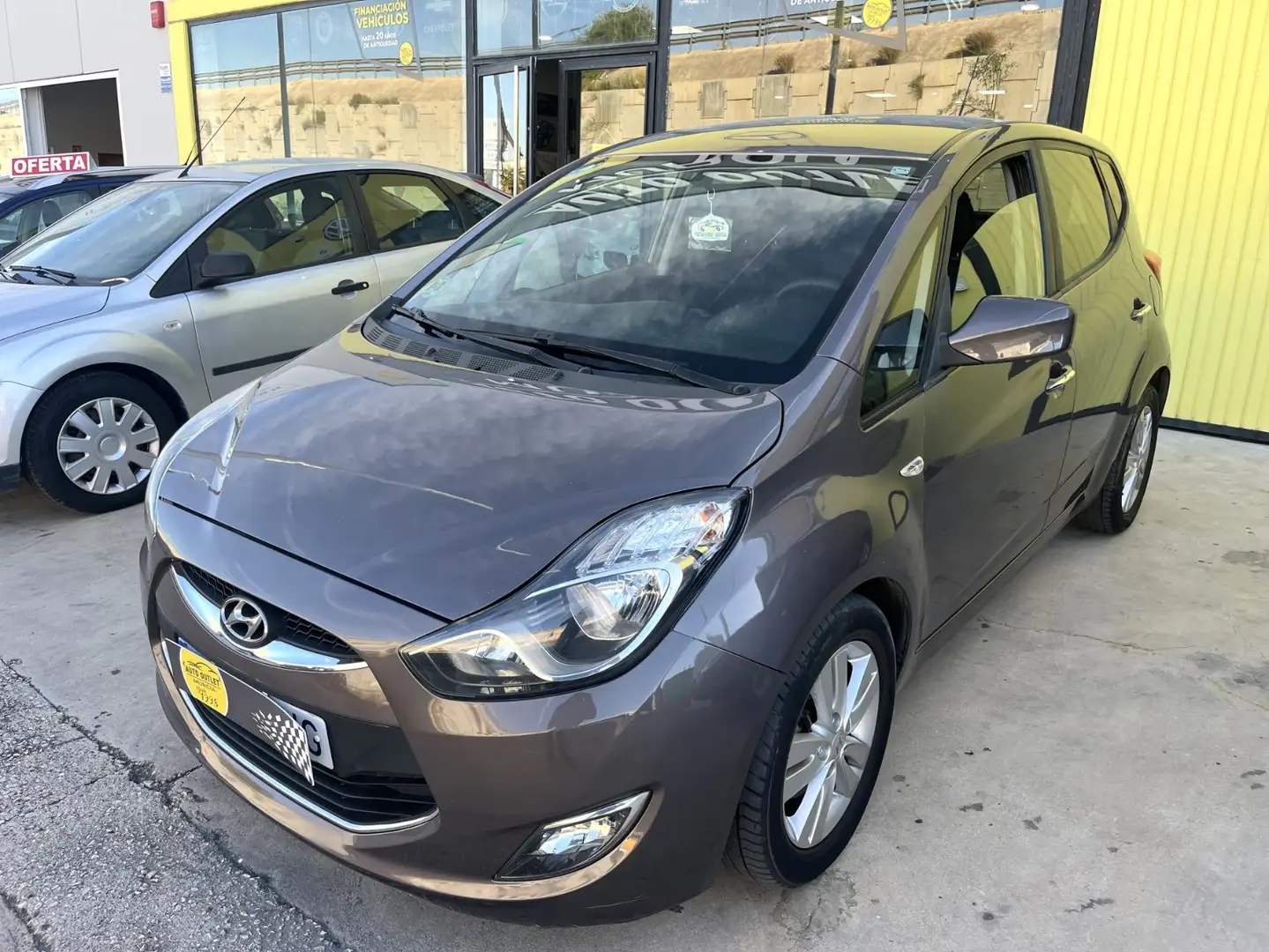 Hyundai iX20 1.4CRDI GLS Comfort Brun - 1
