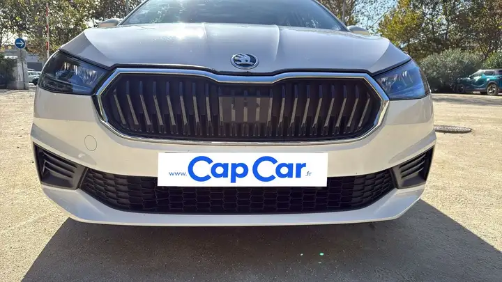 Skoda Fabia II 1.0 MPI 80 Active - Première main — photo 20