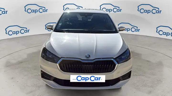 Skoda Fabia II 1.0 MPI 80 Active - Première main — photo 5