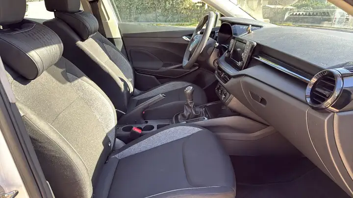 Skoda Fabia II 1.0 MPI 80 Active - Première main — photo 26