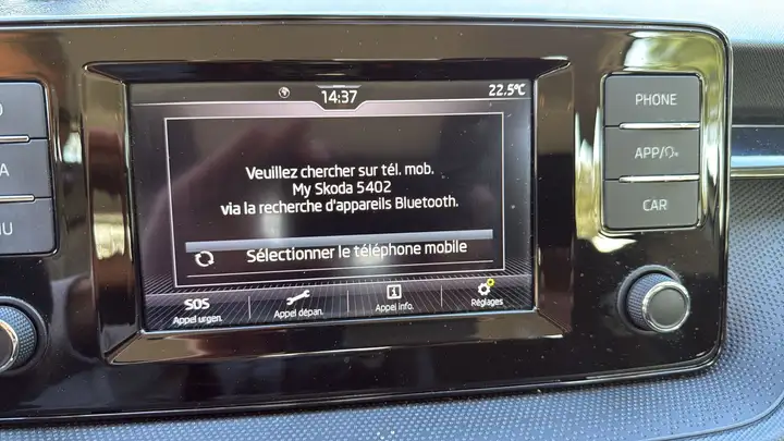 Skoda Fabia II 1.0 MPI 80 Active - Première main — photo 29