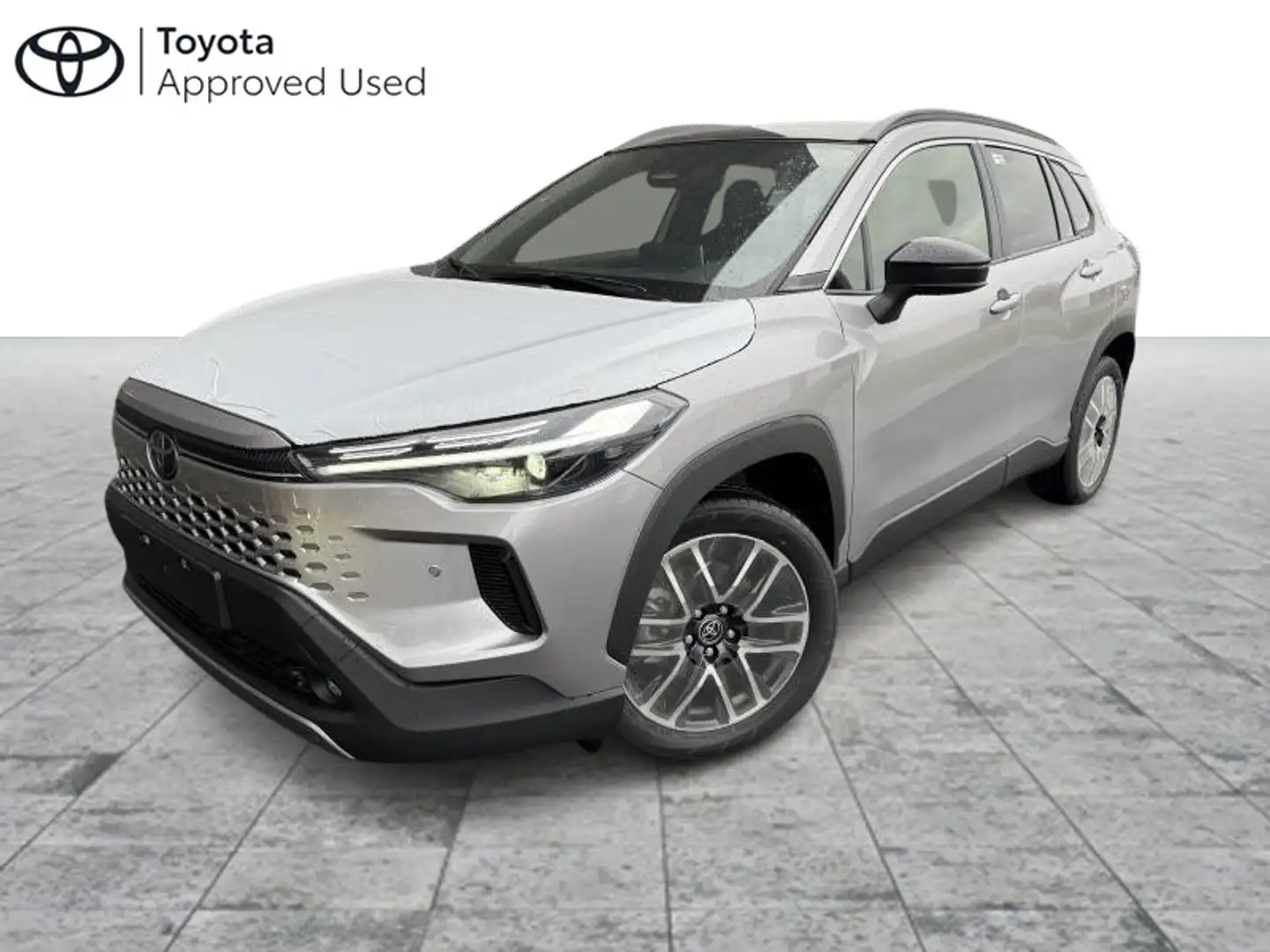 Toyota Corolla Cross 1.8 Hybrid 140pk Style + Sun Pack Silber - 1