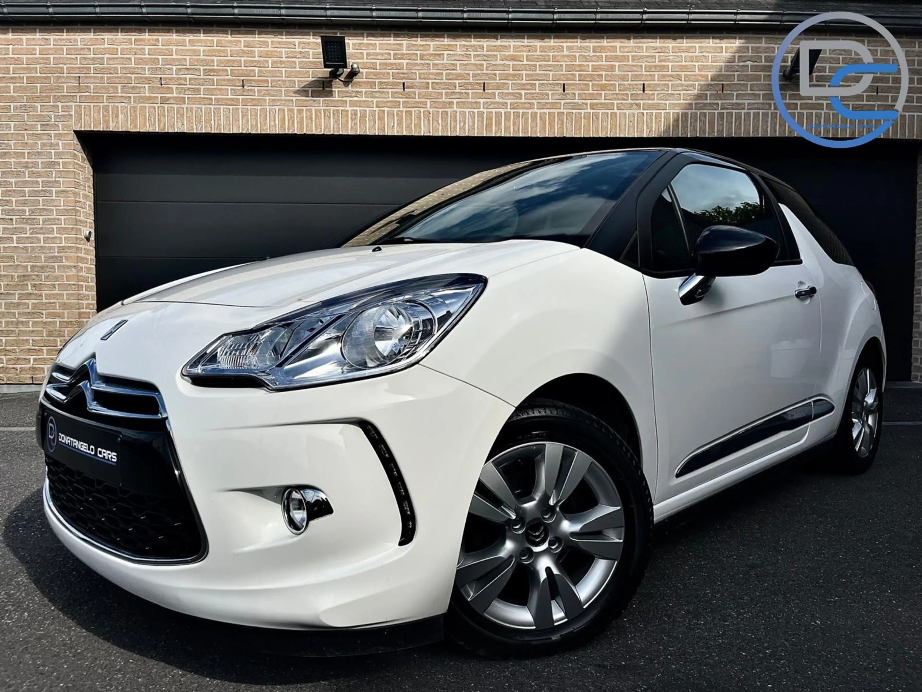 Citroen DS3 DS3 1.2 VTi 82CV !! 1ER MAIN !! 19.000 KM