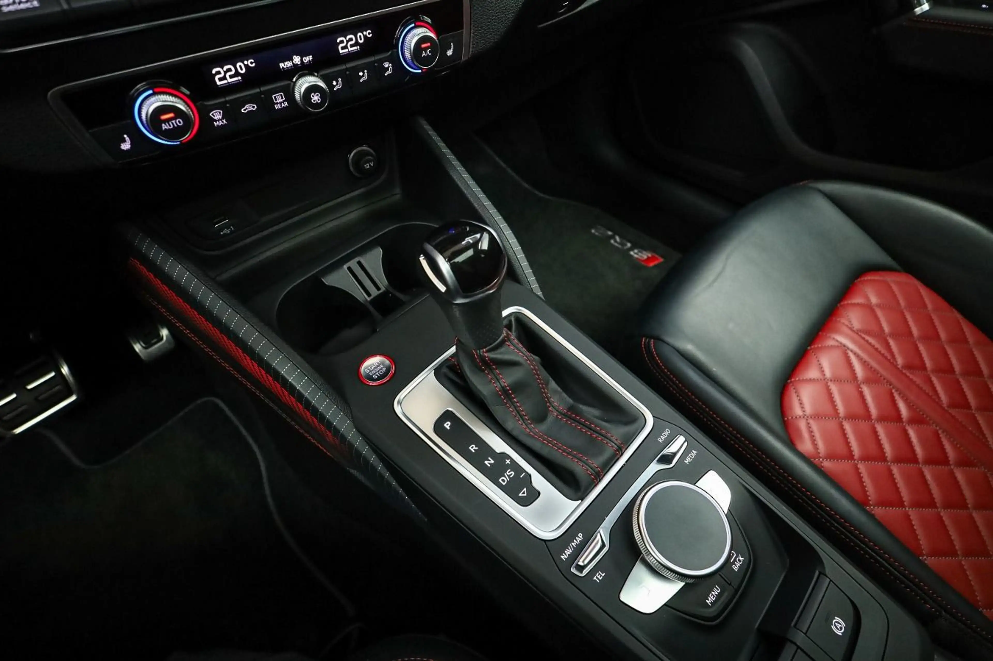 Audi SQ2 AHK, Sound, Pano, Assist, Matrix, Navi — photo 15