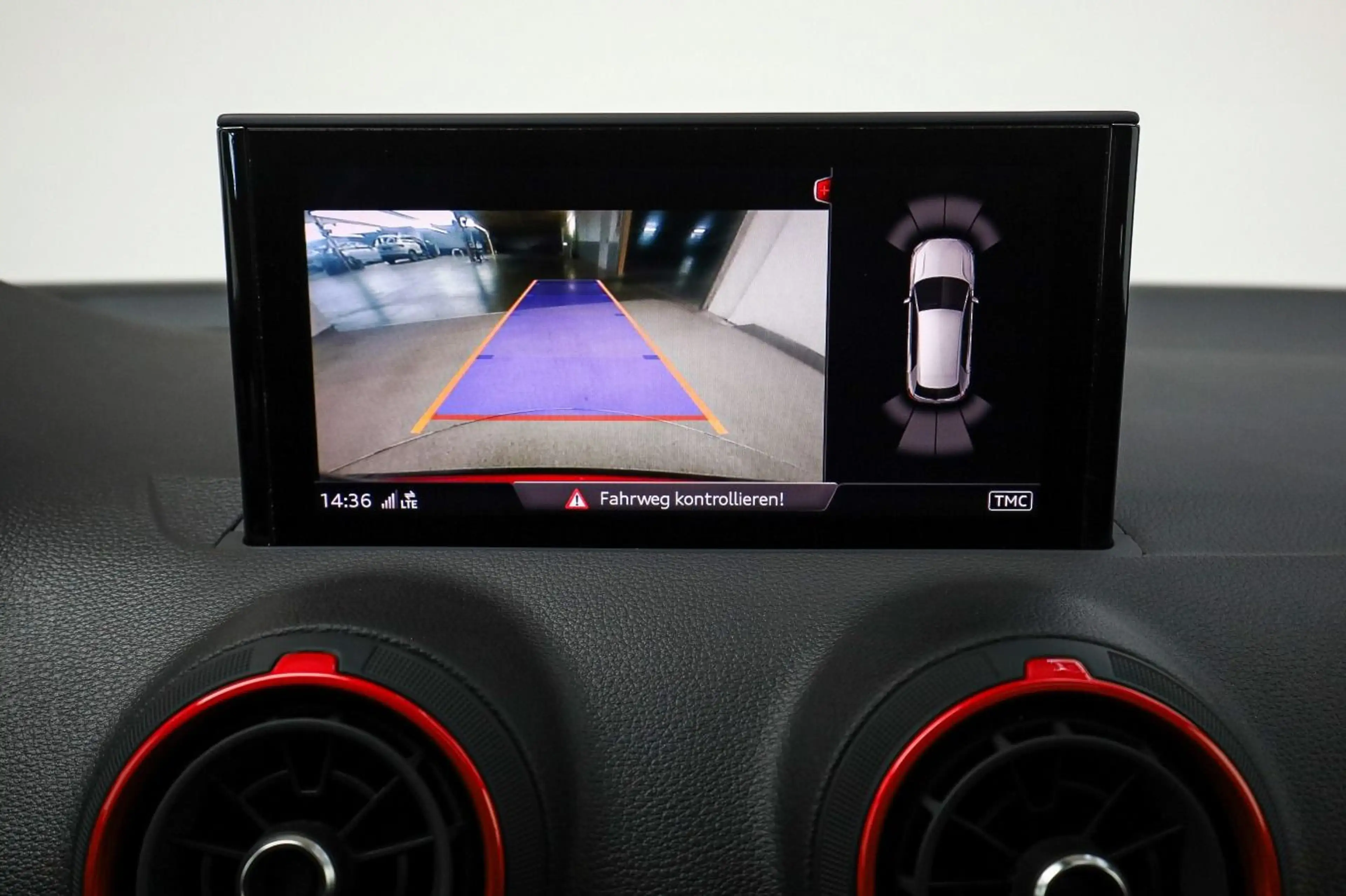 Audi SQ2 AHK, Sound, Pano, Assist, Matrix, Navi — photo 14