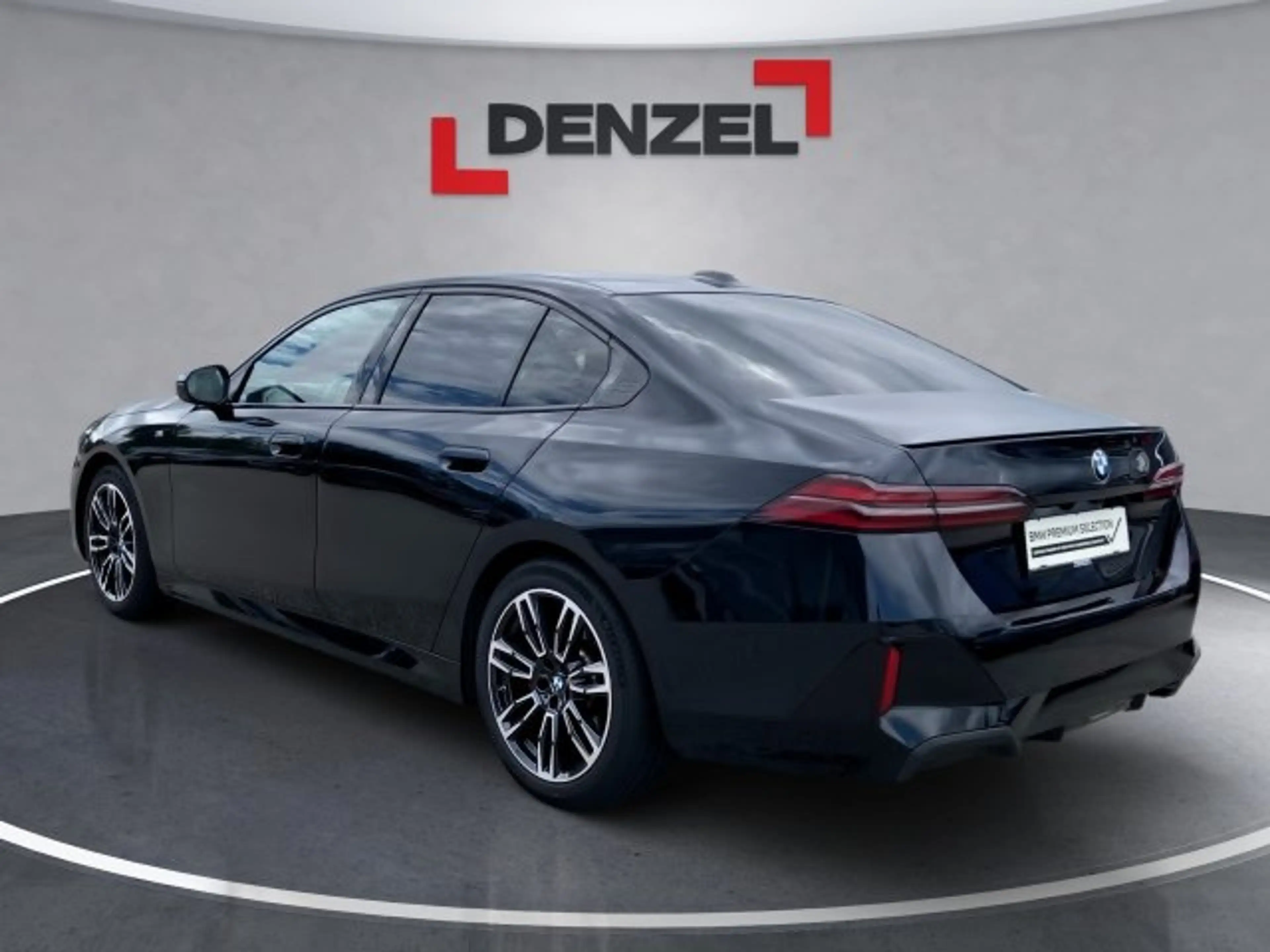 BMW 520 d xDrive Limousine G60 B47 — photo 3