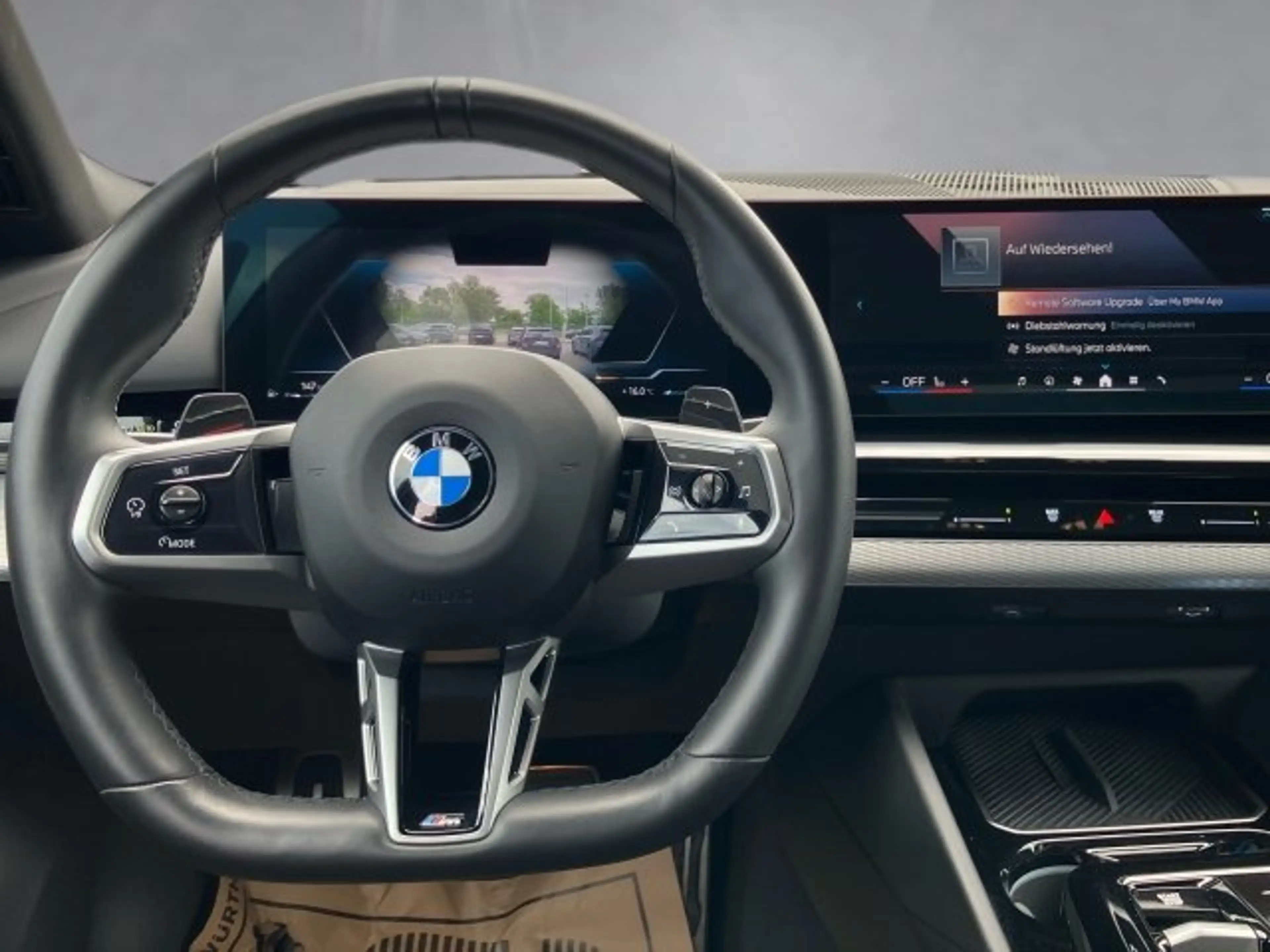 BMW 520 d xDrive Limousine G60 B47 — photo 10